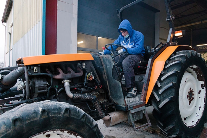 Cette MFR est spécialisée dans la formation aux métiers liés à l’agriculture et à la maintenance des matériels, mais l’offre de formation des MFR est large : services à la personne, hôtellerie-restauration, métiers liés aux activités hippiques, viticulture, œnologie, fleuristerie, animalerie, etc.