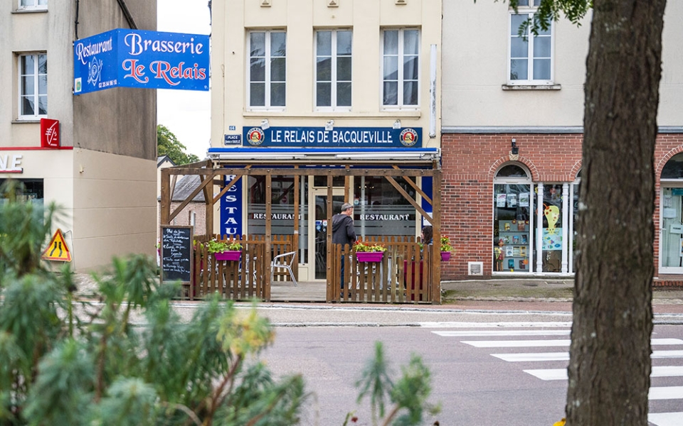 À base de produits frais et locaux, 220 repas sont préparés chaque jour pour les usagers de l’Épifaj et le restaurant en centre-ville.