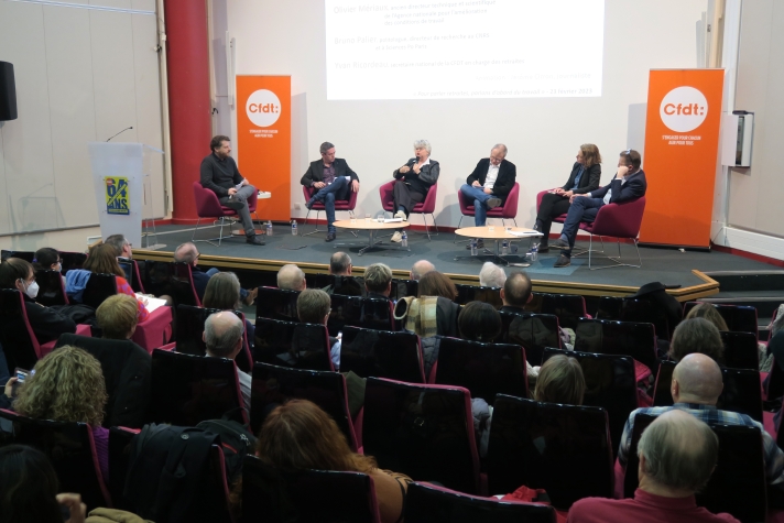 Au micro, Dominique Méda…