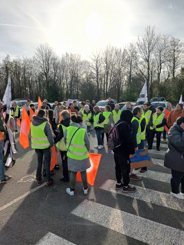 Les militants CFDT sont venus en nombre lors d’un rassemblement, le 15 mars dernier, devant l’usine de Plélan-le-Grand.