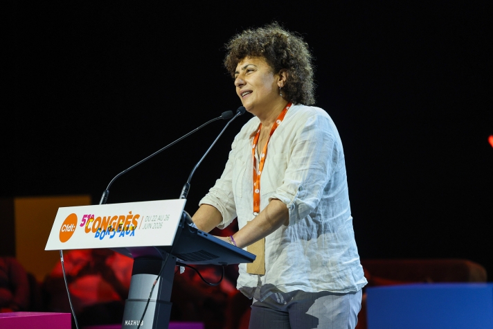 Ayfer Koçak (Kesk, Turquie).