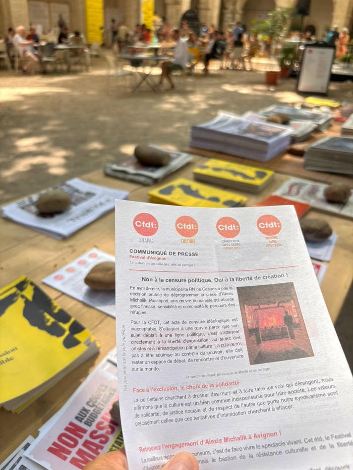 Communiqué de presse CFDT à la suite de la censure de “Passeport”, une œuvre d’Alexis Michalik.