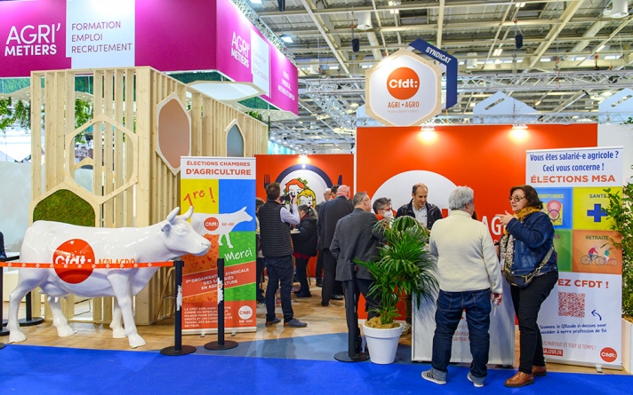 Le stand de la CFDT Agri·Agro est un véritable carrefour d’échanges. La fédération y organise des tables rondes sur les conditions de travail, la santé mentale ou encore la place des femmes. Cette année, les militants avaient une bonne raison de se réjouir : la CFDT est devenue la première organisation syndicale dans les chambres d’agriculture lors des élections de janvier dernier.