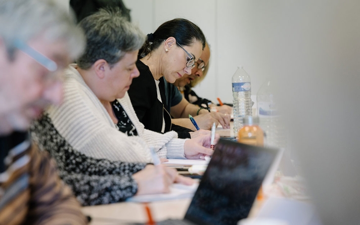 Les militantes et militants assistent à la formation : « Armons-nous contre les idées d’extrême droite », prodiguée par la CFDT Bourgogne-Franche-Comté.