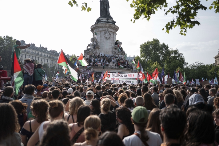 Lors du rassemblement – place de la République, à Paris, le 9 juin dernier – pour la libération des membres de la “Freedom Flotilla” (Flotille de la liberté) et contre le blocus de Gaza.