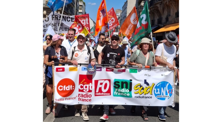 Fin juin à Paris… L’intersyndicale (avec la CFDT en première ligne) combat une réforme inutile et dangereuse, déterminée qu’elle est à assurer l’indépendance, la qualité des missions et la dignité des conditions de travail au sein de l’audiovisuel public.