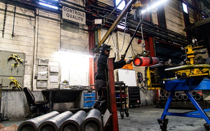 L’usine d’armement Les Forges de Tarbes (65), produit des corps creux d’obus. Sa production est passée de quasi nulle en 2022 à un objectif de 150 000 unités annuelles.