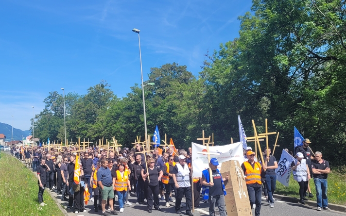Dans une entreprise historiquement peu habituée aux mouvements sociaux, la mobilisation du 21 mai, troisième initiée par l'intersyndicale depuis l'annonce du plan social, a rassemblé 450 salariés...autant que le nombre d'emplois supprimés.