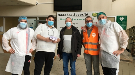 Quand des salariés et élus CFDT du site Carambar de Marcq-en-Barœul rencontrent leurs collègues du site Lutti à Bondues, c’est pour se coordonner dans l’optique de mieux contrer le projet inique de la direction du groupe CPK et impliquer tous les salariés dans la défense des salaires et des conditions de travail.