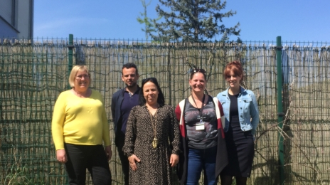 La section CFDT emmenée par Marie-Christine Lebreton (1re sur la gauche)