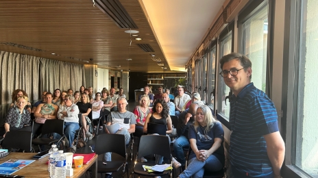 Debout à droite : Thomas Comiti-Clémençon à Paris lors de l’AG du 9 juin, à laquelle étaient présents une cinquantaine de militants CFDT.