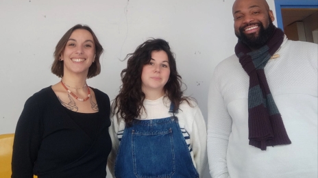 De gauche à droite : …