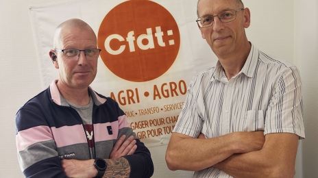 Les délégués syndicaux Dominique Baloche (à dr.) et Emmanuel Dufays (à g.) ont négocié 39 accords depuis 2019.