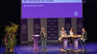 La table ronde de clôture (de 18 à 20 heures) du 15 mars à Vaulx-en-Velin a réuni, entre autres, Christophe Robert (Fondation Abbé Pierre), Amandine Le Breton (Fondation pour la Nature et l’Homme) et Laurent Berger (CFDT).