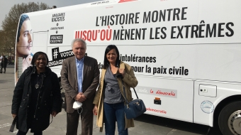 La secrétaire nationale Inès Minin (à gauche) au côté d’Alain Chouraqui, président de la Fondation du Camp des Milles - Mémoire et Éducation.