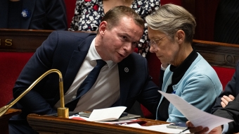 Le projet de loi marché du travail est porté au gouvernement par Olivier Dussopt, ministre du Travail, du Plein emploi et de l’Insertion, au nom d’Élisabeth Borne, Première ministre.