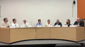 Les huit organisations syndicales de la fonction publique (dont la CFDT, représentée par Mylène Jacquot, au centre) se sont réunies le 13 mars dernier afin de préparer, entre autres, la grève du mardi 19 mars…