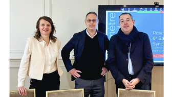 De gauche à droite : Claire Morel et Nicolas Weinstein, membres du comité de direction de Syndex, et Jérôme Fourquet, directeur du département Opinion et Stratégies d’entreprise du Groupe Ifop, ont dévoilé le 22 janvier les résultats du huitième baromètre sur l’état du dialogue social en France, lors d’une conférence de presse.